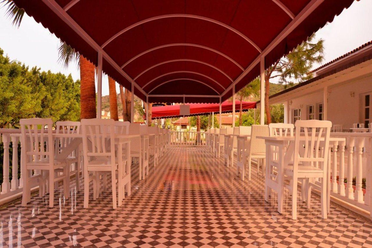 אולודניץ White Hotel מראה חיצוני תמונה