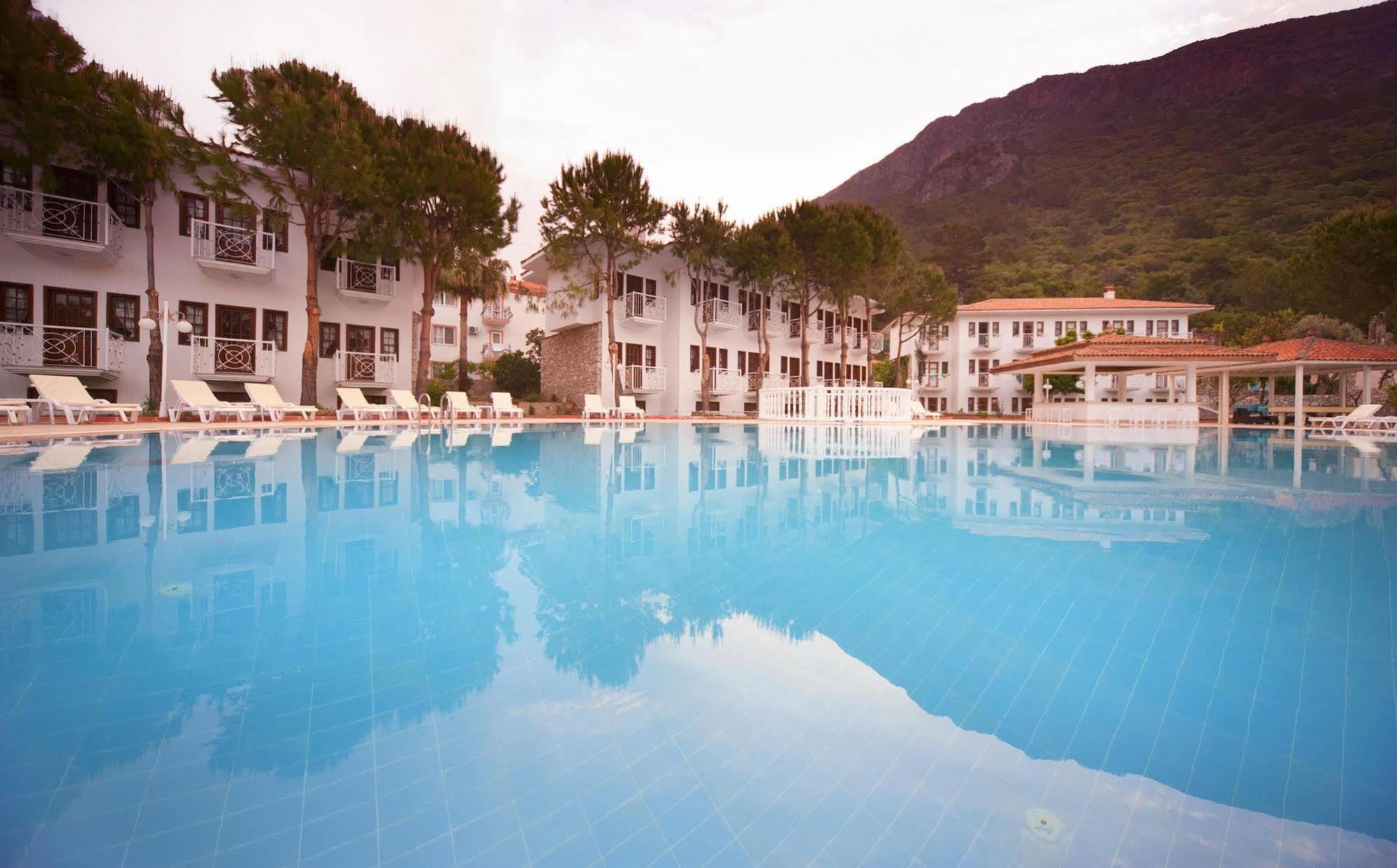 אולודניץ White Hotel מראה חיצוני תמונה